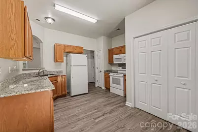 4731 Canipe Drive, Charlotte, NC 28269 - Photo 9