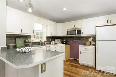 6391 Cathedral Drive, Hickory, NC 28601 - Photo 29
