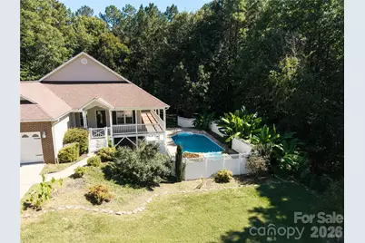 6391 Cathedral Drive, Hickory, NC 28601 - Photo 9