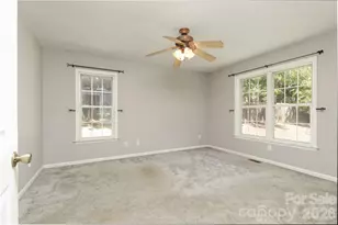 6391 Cathedral Dr, Hickory, NC 28601 - Photo 35