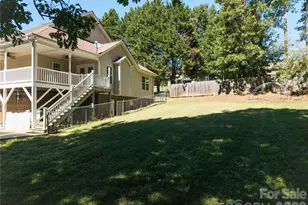 6391 Cathedral Dr, Hickory, NC 28601 - Photo 19