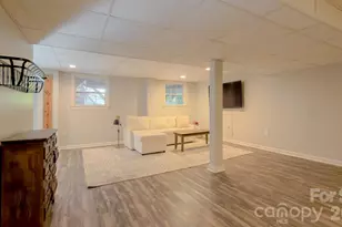 431 9th St NW, Hickory, NC 28601 - Photo 39