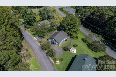 102 Lake Drive, Rhodhiss, NC 28601 - Photo 3