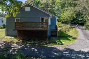 102 Lake Dr, Hickory, NC 28601 - Photo 23
