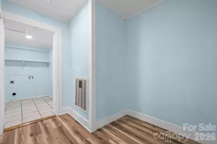 102 Lake Dr, Hickory, NC 28601 - Photo 9