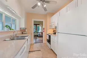 102 W Marshall St, Waynesville, NC 28786 - Photo 21