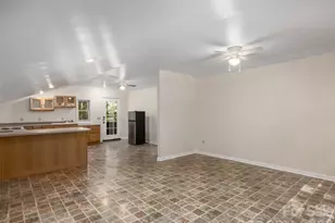 623 Owensby Rd, Hendersonville, NC 28792 - Photo 33