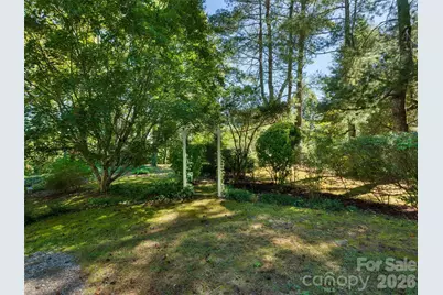 623 Owensby Road, Hendersonville, NC 28792 - Photo 27