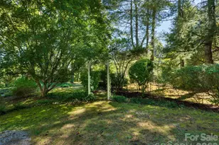 623 Owensby Rd, Hendersonville, NC 28792 - Photo 27