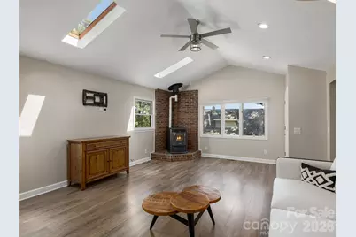 623 Owensby Road, Hendersonville, NC 28792 - Photo 5