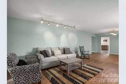 623 Owensby Road, Hendersonville, NC 28792 - Photo 7