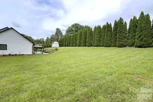 60 Golden Ln, Leicester, NC 28748 - Photo 9