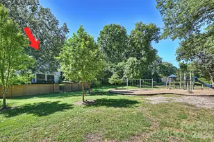2121 Chambwood Dr, Charlotte, NC 28205 - Photo 39
