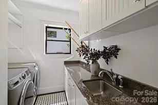 2121 Chambwood Dr, Charlotte, NC 28205 - Photo 15
