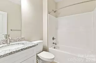 405 Baker St, Gastonia, NC 28052 - Photo 13