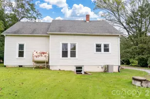 1173 Piedmont Rd, Morganton, NC 28655 - Photo 3