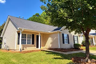 5430 Peachwood Dr, Charlotte, NC 28216 - Photo 1