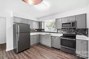 5921 Falstaff Dr, Charlotte, NC 28227 - Photo 11