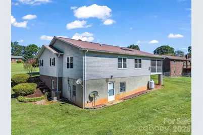 1323 Havenwood Drive, Morganton, NC 28655 - Photo 7