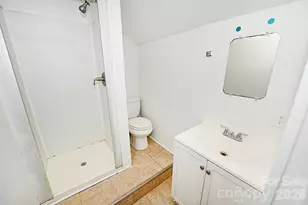 755 2nd Ave SW, Hickory, NC 28602 - Photo 13