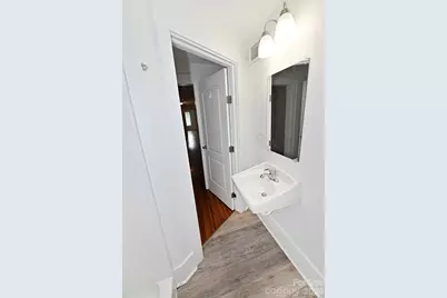 755 2nd Avenue SW, Hickory, NC 28602 - Photo 17