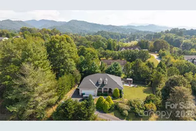 91 Crestview Street, Canton, NC 28716 - Photo 1
