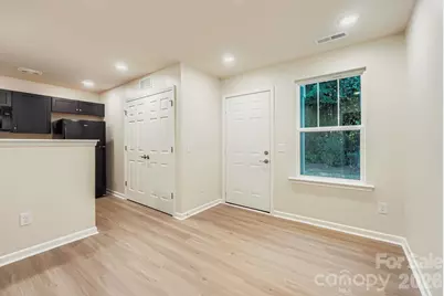 1761 J Julian Lane, Charlotte, NC 28208 - Photo 5