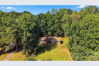 1636 Wellington Avenue, Newton, NC 28658 - Photo 25