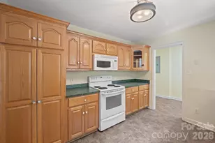 2017 Country Club Dr, Lancaster, SC 29720 - Photo 29