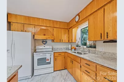 158 Candlelight Circle, Clyde, NC 28721 - Photo 19