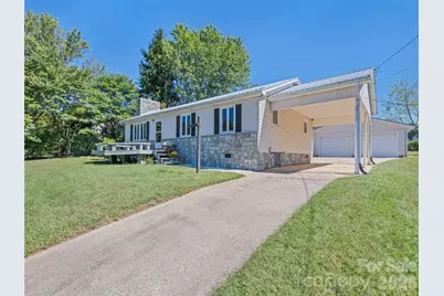 158 Candlelight Circle, Clyde, NC 28721 - Photo 3