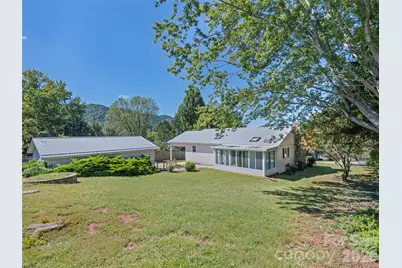 158 Candlelight Circle, Clyde, NC 28721 - Photo 5