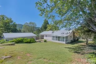 158 Candlelight Cir, Clyde, NC 28721 - Photo 5