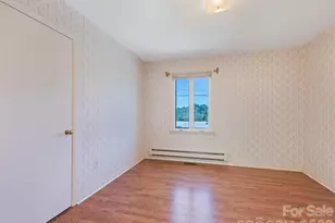158 Candlelight Cir, Clyde, NC 28721 - Photo 25