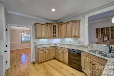 225 Highland Forest Drive, Lake Wylie, SC 29710 - Photo 13