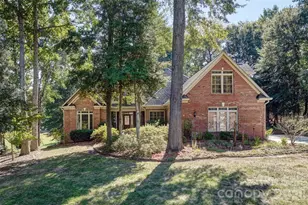 225 Highland Forest Dr, Lake Wylie, SC 29710 - Photo 1