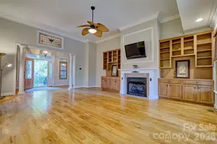 225 Highland Forest Dr, Lake Wylie, SC 29710 - Photo 7