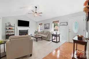 3649 Navajo Dr, Maiden, NC 28650 - Photo 5