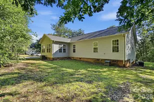 3649 Navajo Dr, Maiden, NC 28650 - Photo 33