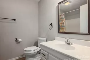 172 Long John Dr, Hendersonville, NC 28791 - Photo 19
