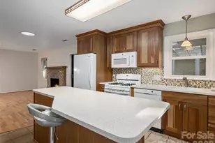 172 Long John Dr, Hendersonville, NC 28791 - Photo 11