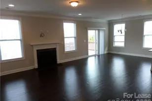 9515 Inverness Bay Rd, Charlotte, NC 28278 - Photo 5