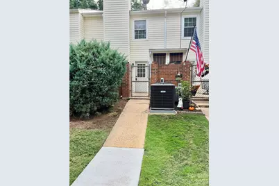 11011 Hunter Trail Lane, Charlotte, NC 28226 - Photo 3
