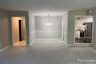 7105 Quail Meadow Ln, Charlotte, NC 28210 - Photo 15