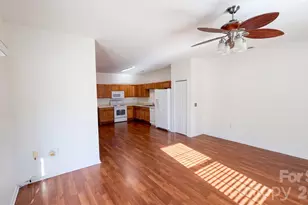 7175 Somerset Springs Dr, Charlotte, NC 28262 - Photo 3