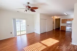 7175 Somerset Springs Dr, Charlotte, NC 28262 - Photo 7