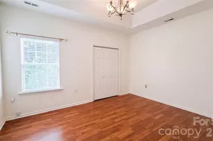 7175 Somerset Springs Dr, Charlotte, NC 28262 - Photo 9
