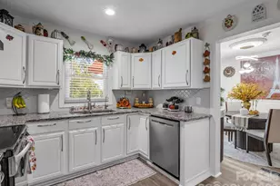 191 Sycamore St, Forest City, NC 28043 - Photo 7