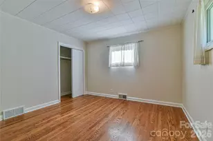 505 Monte Vista Rd, Candler, NC 28715 - Photo 13