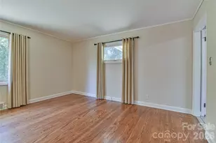 505 Monte Vista Rd, Candler, NC 28715 - Photo 5